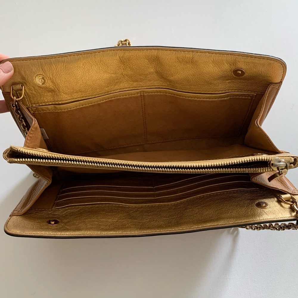 SOLD! HP ๐ PRICE DROP! ๐ MCM Shoulder Bag - Picture 3 of 7